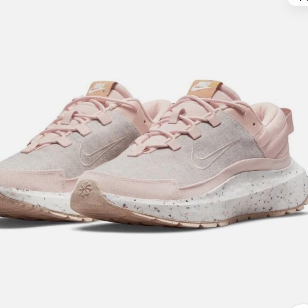 Nike Women's Crater Remixa Gymnastics Shoe Pink
